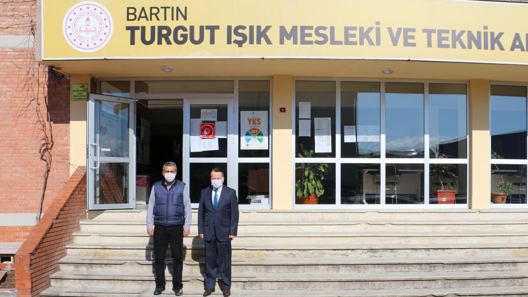 İl Milli Eğitim Müdürümüz Sayın Oğuzhan ACAR, Turgut Işık Mesleki ve Teknik Anadolu Lisesine ziyaret gerçekleştirdi.    