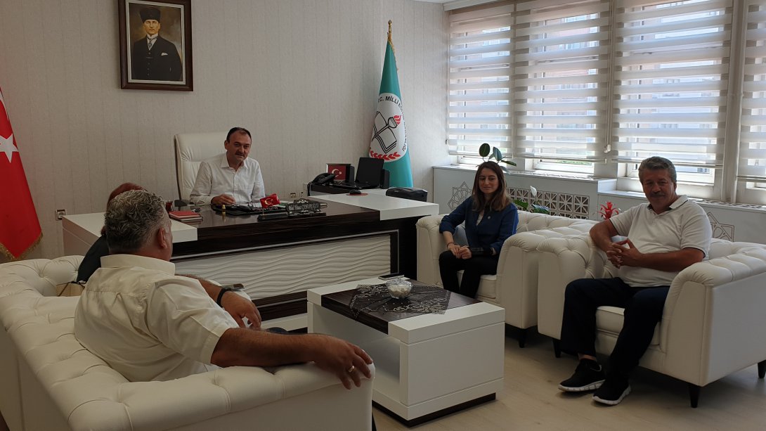 Bartın CHP Milletvekili Sayın Av.Aysu BANKOĞLU, İl Milli Eğitim Müdürümüz Sayın Bilal Yılmaz ÇANDIROĞLU'nu ziyaret etti.