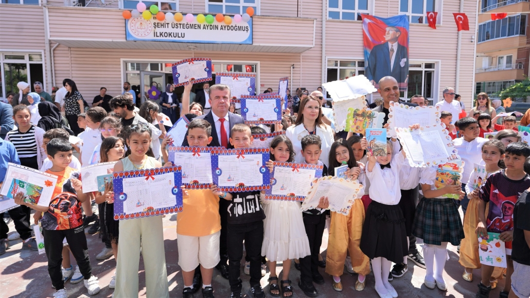 ÖĞRENCİLERİMİZİN KARNE SEVİNCİ