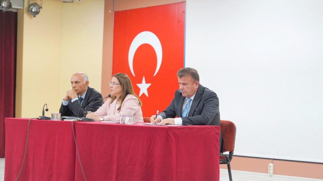 2025-2026 Eğitim Öğretim Yılında Alınacak Asayiş/Trafik Tedbirleri Toplantısı